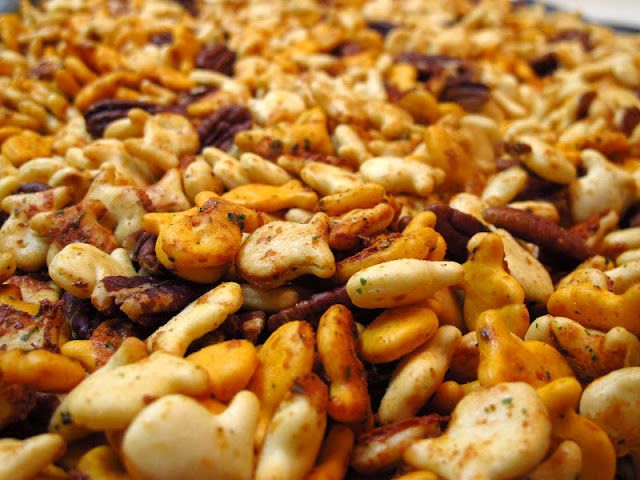 goldfish-snack-mix-chella-s-common-cents